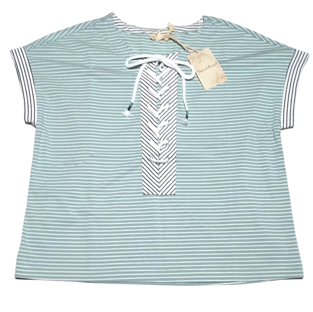 *NEW* WOMEN'S (SIZE S) HEM & THREAD SHORT SLEEVE SHIRT